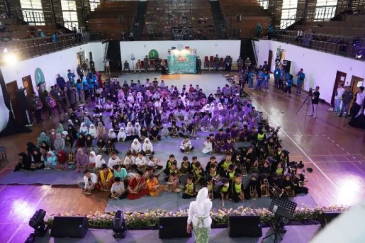 Gerobag Ramadan, Kampanye Ridwan Kamil Melalui JQR Ajak Anak Muda Peduli Masalah Sosial 