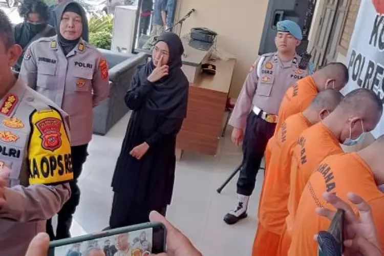 Satreskrim Polrestabes Bandung Tangkap Komplotan Ganjal ATM Dengan Tusuk Gigi
