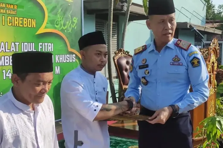 Ratusan Warga Binaan Lapas Kelas I Cirebon Terima Remisi Idul Fitri