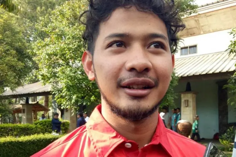Gian Zola Belum Berpikir Kembali ke Persib