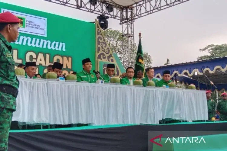 RESMI, PPP Usung Ganjar Pranowo Capres Pemilu 2024