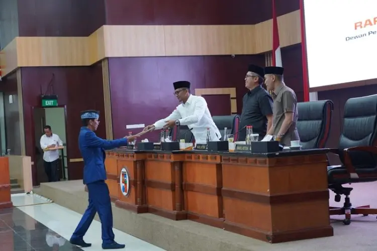 DPRD Siap Lanjutkan Pembahasan Raperda Fasilitasi Pelayanan Haji