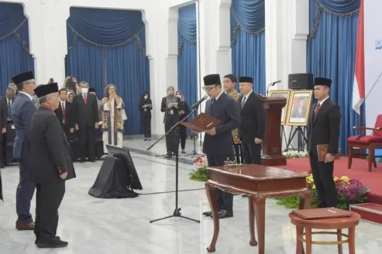 Lantik Kepala BP Cekban dan BP Rebana, Ini Harapan Ridwan Kamil
