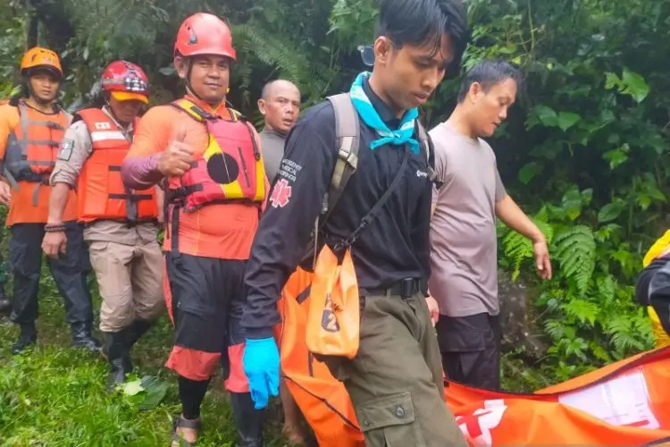 Tim SAR Gabungan Temukan Jasad Pelajar SMP Tenggelam di Sungai