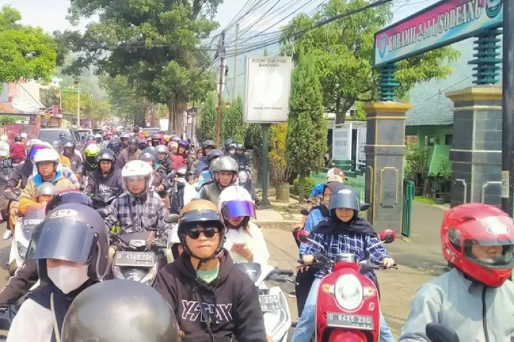 Hari Libur Lebaran 2023 Terakhir, Jalur Wisata Bandung Selatan Padat Merayap