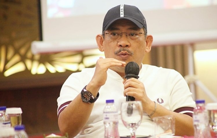 Sindir Ridwan Kamil, Asep Wahyuwijaya: Pengelolaan SMA Memang Tak Semudah Membangun Alun-alun