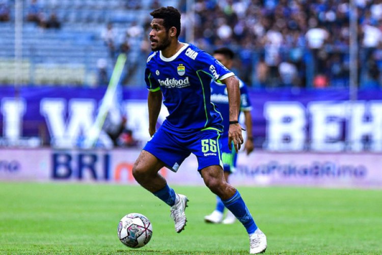 Ini Jawaban Persib Soal Ricky Kambuaya ke PSM Makassar