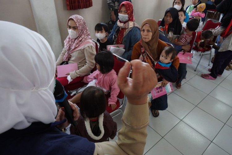 FOTO: Sub Pekan Imunisasi Polio di Kota Bandung
