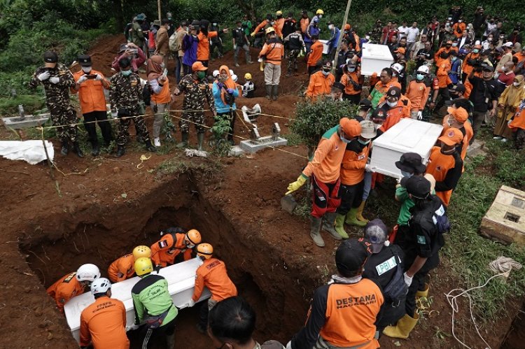 Dua Warga Tasikmalaya Korban Dukun Pengganda Uang Mbah Slamet Dikubur di Satu Liang, Begini Posisinya