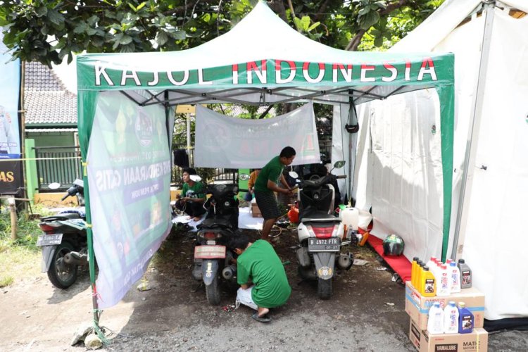Kajol Buka Posko Mudik di Cirebon, Pemudik Bisa Servis dan Ganti Oli Gratis