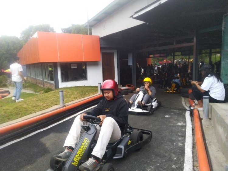 Pacu Adrenalin, Floating Market Punya Gokart Lembang Speedway untuk Rasakan Sensasi Adu Cepat Taklukan Lintasan