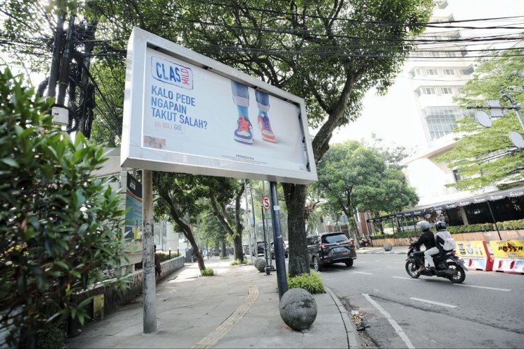 Pemkot Bandung Segera Bongkar 560 Reklame dan JPO Ilegal
