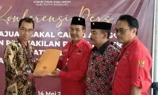 Bacaleg dari Partai Nasdem dan PDIP Daftar ke KPU Kabupaten Bandung