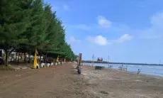 Pantai Cemara Indah, Meniti Potensi Garis Pantai Kesambi sebagai Destinasi