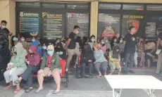 Polisi Razia Tempat Lokalisasi Saritem Bandung, Dua Mucikari Diamankan