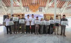 Pemkot Bandung Berikan Uang Kadeudeuh bagi Para Kafilah STQH ke-18