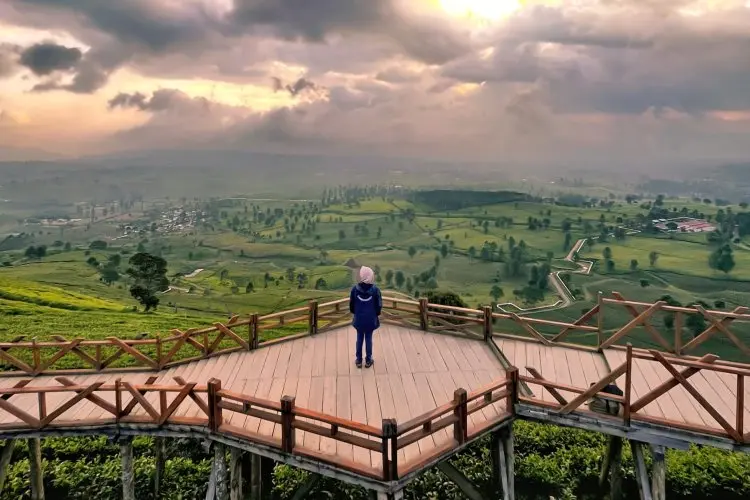 Disparbud Latih Warga Sekitar Tempat Wisata Jadi Content Creator