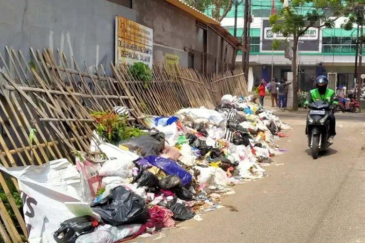 Usianya Sudah 382 Tahun, Masalah Sampah Tak Kunjung Beres di Kabupaten Bandung
