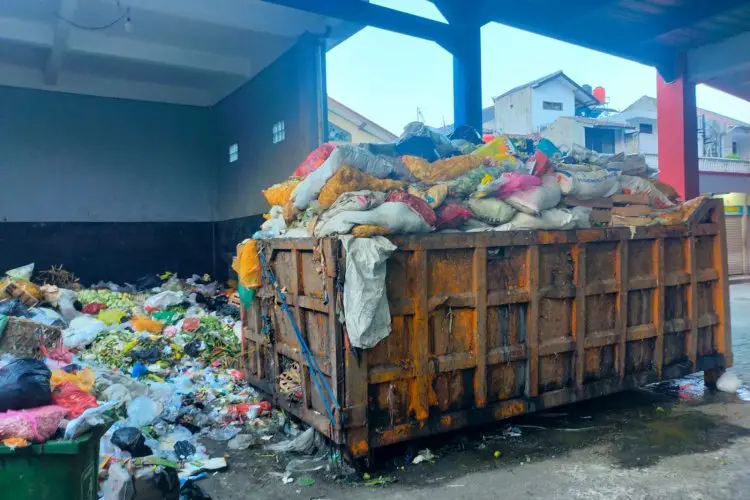Bupati Dadang Tengah Menyiapkan Inovasi Pengelolaan Sampah di daerahnya