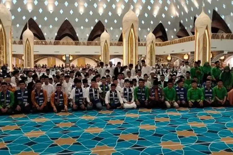 Lantik Pengurus Irma Jabar, Ini Harapan Uu Ruzhanul Ulum terkait Ikatan Remaja Masjid