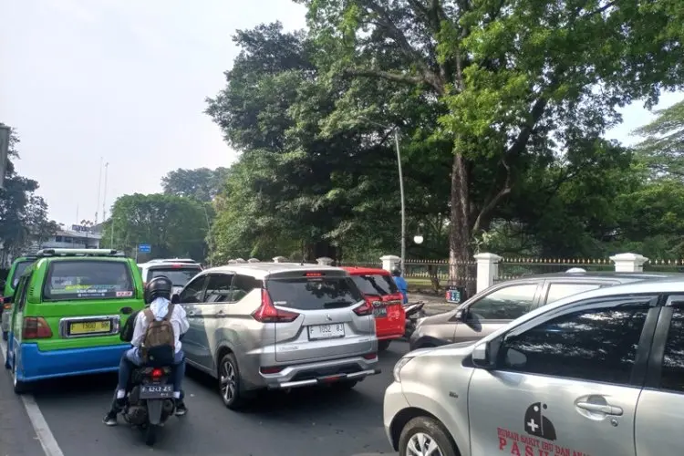 Jalan Otista Ditutup, Begini Rute Angkot di Kota Bogor