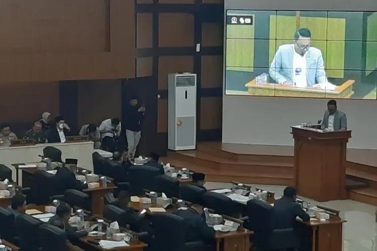 Pemprov dan DPRD Jabar Sepakat, Dua Raperda Ini Ditetapkan Jadi Perda
