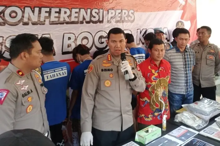 Polresta Bogor Kota Buru Rombongan Pemotor Bersenjata Tajam di Bantarjati 