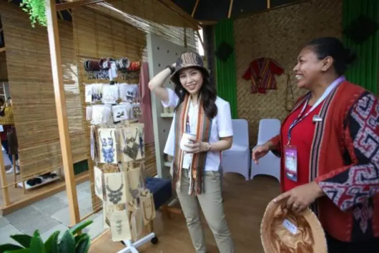 Keren, Produk UMKM Binaan PLN Diborong Para Menteri di Sela-sela KTT ASEAN ke-42 di Labuan Bajo
