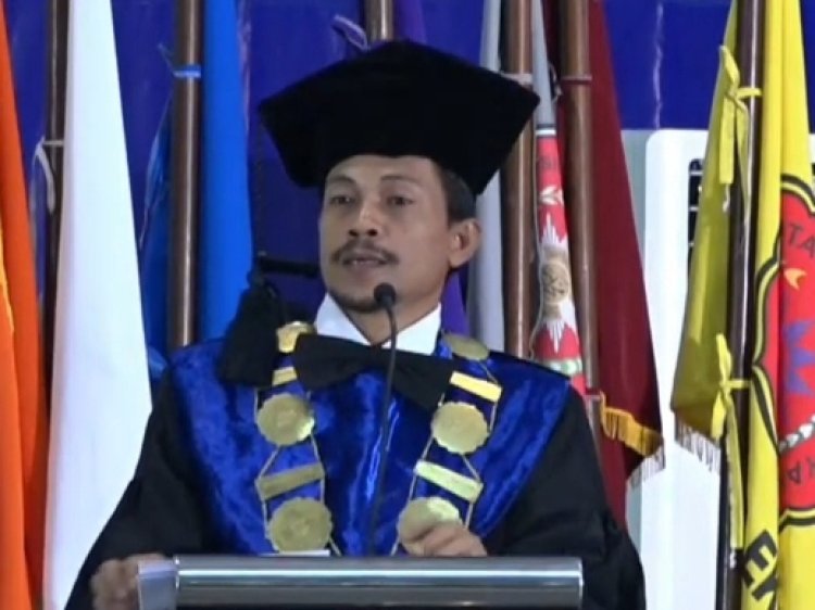 Deretan Prestasi Membanggakan jadi Kado Wisuda Universitas Muhammadiyah Cirebon