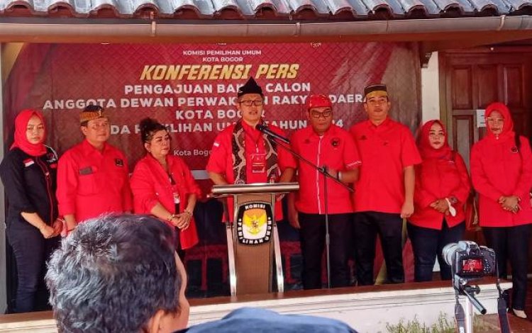 Diiringi Barongsai dan Hadrah, PDIP Kota Bogor Daftar Bacaleg ke KPU