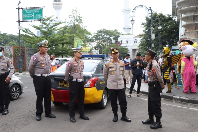 Polrestabes Bandung Tingkatkan Keamanan Akhir Pekan di Kota Bandung
