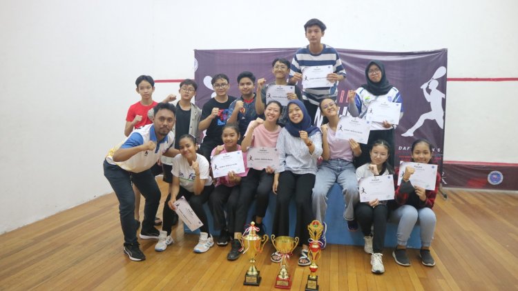 Kejuaraan Beregu Wali Kota Cup 2023 Terapkan Sistem Baru, Tim Squash Putri Kota Bandung Sabet Juara Pertama