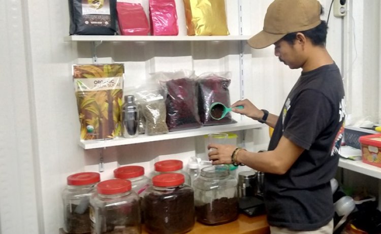 Menikmati Kopi Solong Aceh di Daerah Penghasil Kopi Puntang di Cimaung Kabupaten Bandung