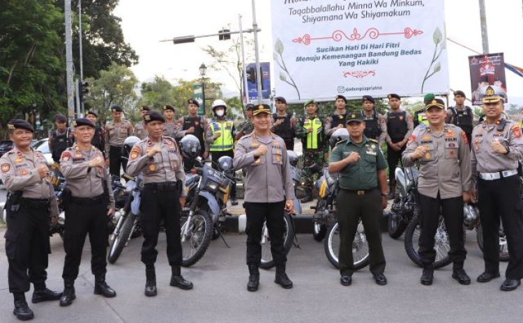 Ratusan Personel Polresta Bandung Siaga Berikan Rasa Aman Selama Libur Panjang Akhir Pekan
