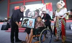 Ganjar Pranowo Silaturahmi ke Tokoh - Budaya di Cirebon, Puji Erat Kebudayaannya