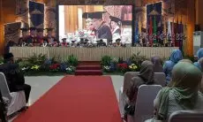 Kukuhkan Delapan Guru Besar, Rektor UPI Bersyukur Target Ideal Terpenuhi