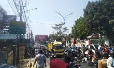 Buruh Tambang Gelar Aksi Unras, Picu Kemacetan Sepanjang 2 Kilometer 