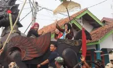 Wabup Cirebon Hadiri Sedekah Bumi dan Panen Raya.
