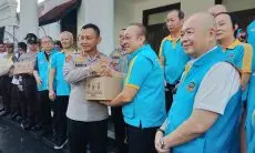 Gandeng Polrestabes Bandung, Masyarakat Tionghoa Peduli Sebar Ribuan Paket Sembako