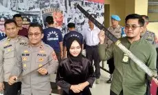 Pelaku Aksi Menantang Berkelahi dan Mengalungkan Samurai ke Aparat Berakhir di Tahanan Polresta Bandung
