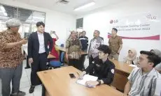LG Loves School Dukung Peningkatan Kualitas Ruang Belajar di Politeknik Negeri Bandung