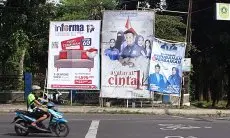 Unik, Baliho Bacaleg Partai Demokrat Kabupaten Bogor Layaknya Poster Film Ayat-ayat Cinta
