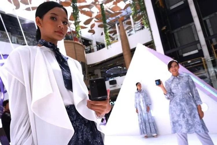 FOTO: OPPO Gelar Kolaborasi Teknologi Find N2 Flip dan Fashion