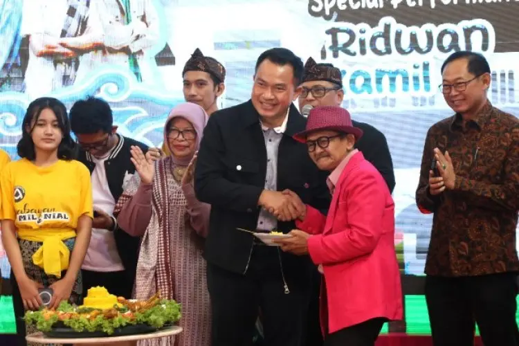FOTO: Lomba Stand Up Comedy Kabayan dan Mojang Milenial Jabar