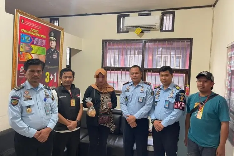 Petugas Lapas Narkotika Bandung Berhasil Gagalkan Penyelundupan Narkotika Jenis  Shabu