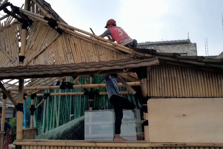 Ratusan Rumah di Baleendah Terkena Angin Puting Beliung