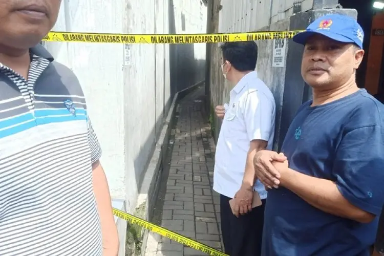 Geger di Cijerah, Mayat Terbungkus Karung Ditemukan di  Kamar Kontrakan