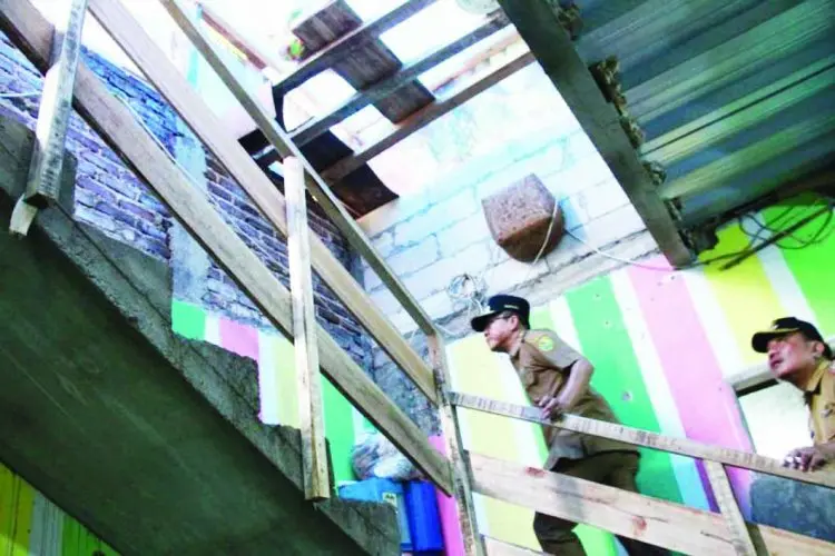 Pemkab Bandung Data Tingkat Kerusakan Rumah Akibat Terjangan Puting Beliung