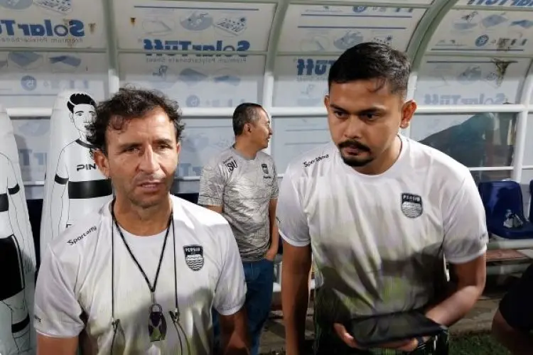 Persib Kalahkan Tim Junior 3-0