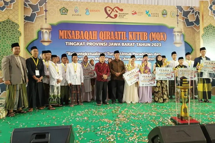 10 Santri Al Muhajirin Meraih Prestasi pada Lomba Lomba Musabaqoh Qiroatul Kutub